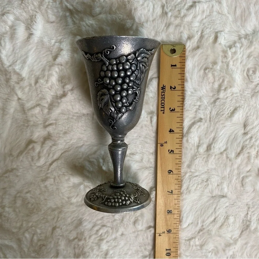Carson Statesmetal Pewter Goblet‎ Chalice Grape Bunch Cup Wine Medieval Decor